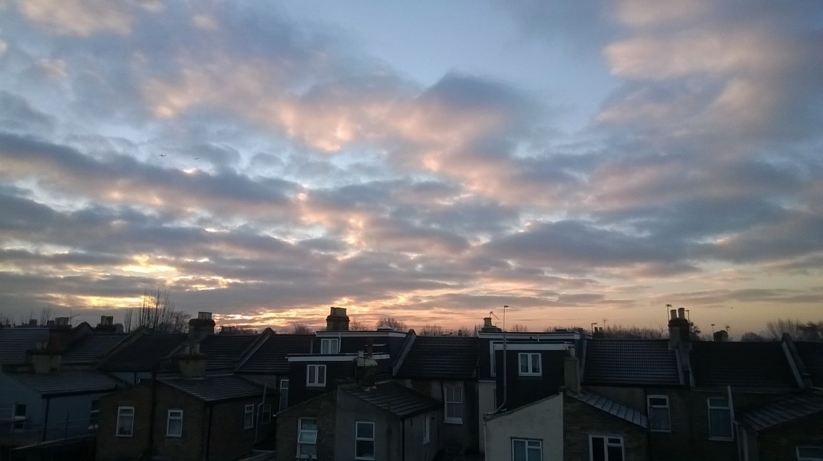 1940年10月7日付け、マッカラム覚書『日本に最初の一撃を撃たせる』ための8項目の提案。『経済制裁は戦争行為』であり、『侵略』したのは米国の方だった。