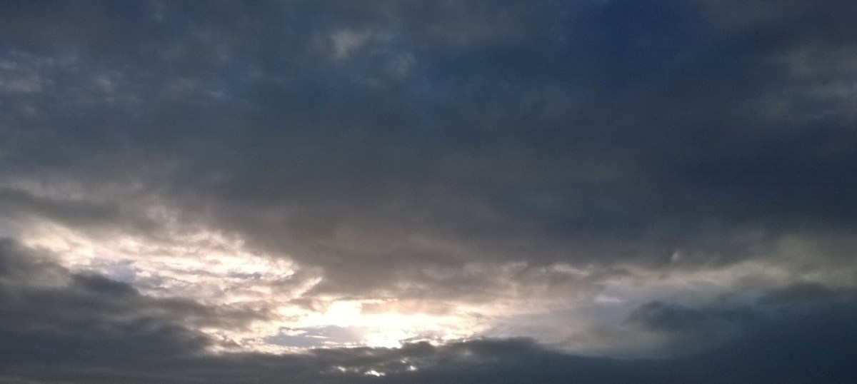 「天皇が憲法。天皇が国体。天皇が日本。」天皇との相互の信頼に依って立つ国民と天皇観を異にする政府・有識者会議が、絶対に手を触れようとしない「日本国憲法無効論」という名の「パンドラの箱」＿＿正確な現状認識だけが日本を護る⑤